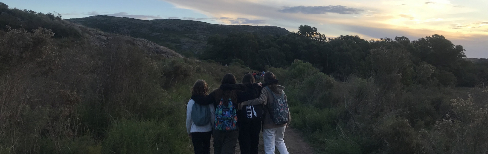 Refugio de las Sierras, Azul